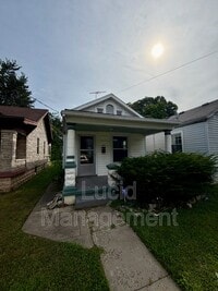 Building Photo - 1312 Earl Ave