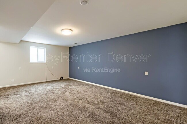 Building Photo - 2226 W Baltic Pl