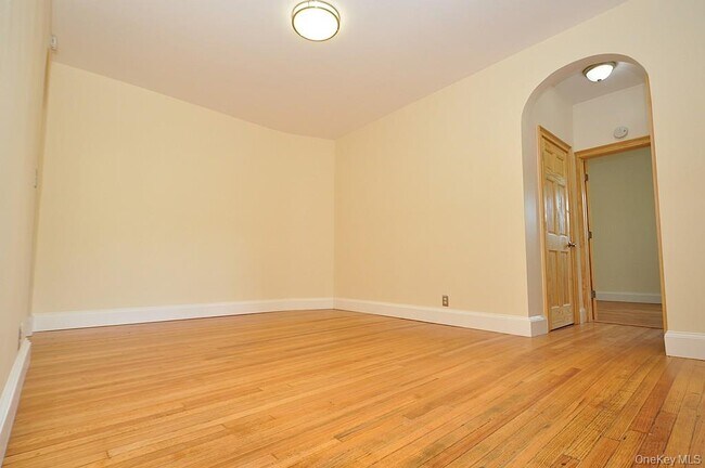 Building Photo - 120 Stonelea Pl