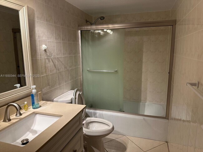 Building Photo - 1801 S Ocean Dr