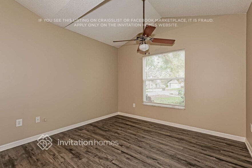 Building Photo - 16103 Dowling Ct