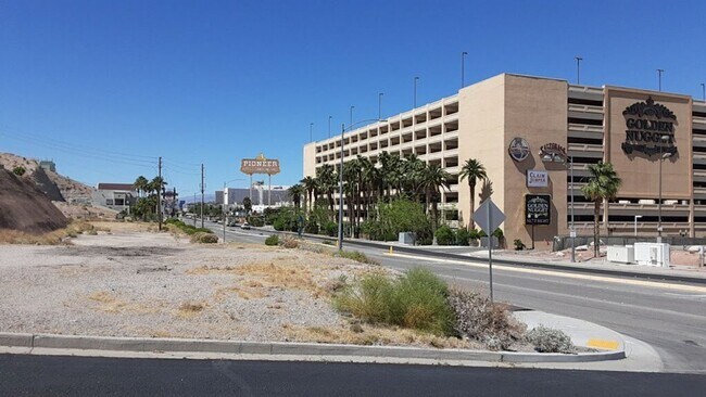 Building Photo - 168 Sundance Shores Dr