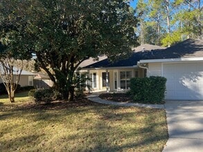 Building Photo - Newly renovated - Close to UF Health Shands, VA and Vet School!