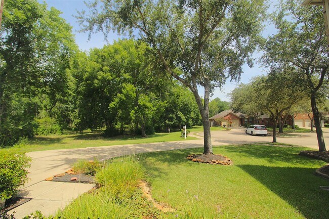 Building Photo - 7202 Toad Hollow