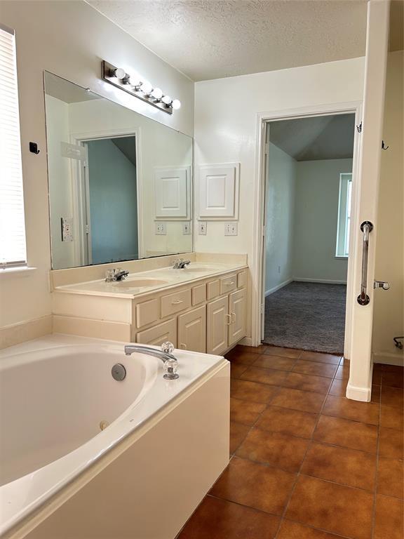 Building Photo - 20502 Westfield Estates Dr