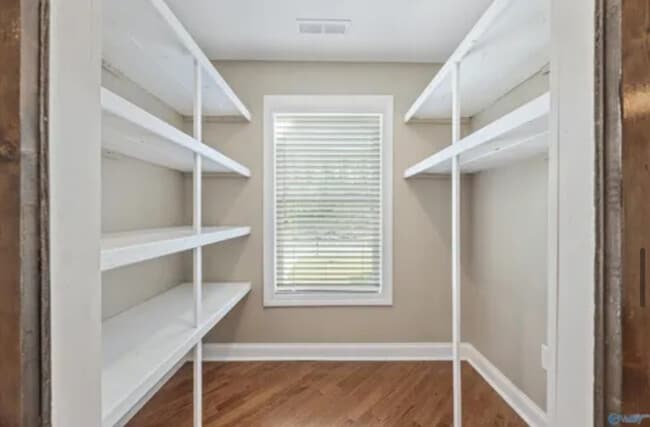 Building Photo - 2807 Talon Cir