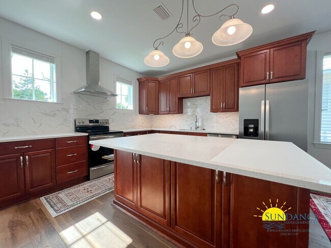 Building Photo - 4 Bedroom Sea Dunes Home just off 30A!