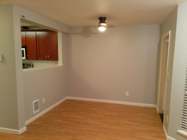 Building Photo - 5000 NW Village Park Dr