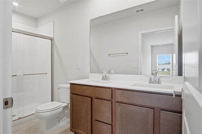 Building Photo - 724 Cantaberry Dr