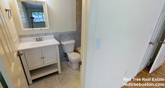 Building Photo - 320 Hammond Pond Pkwy