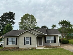 Building Photo - Section 8 Accepted!!! "3-Bed Retreat on M...