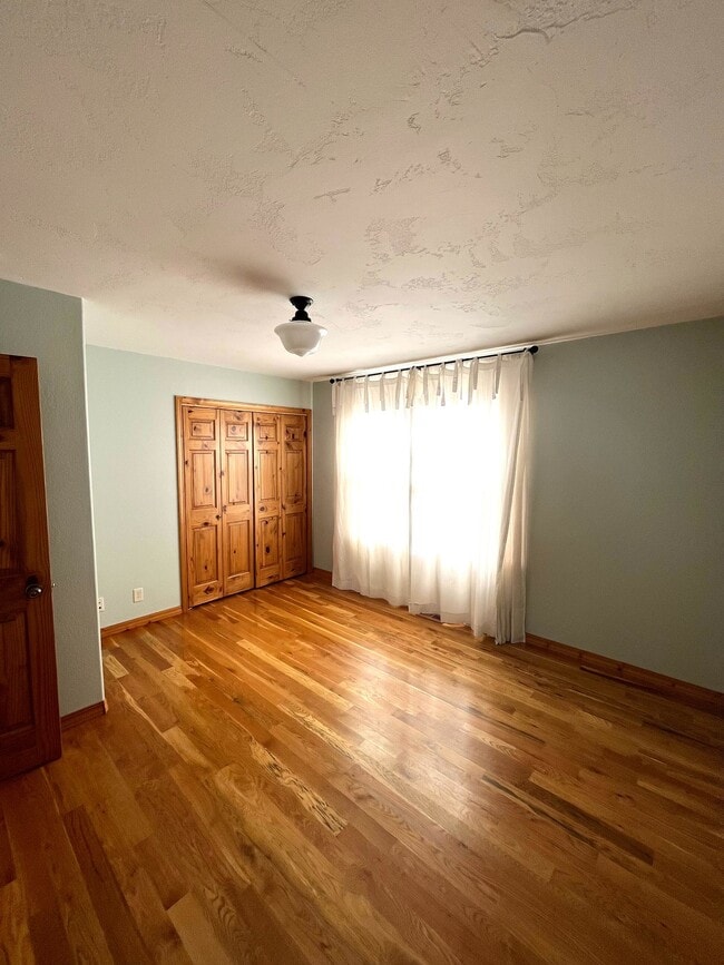 Building Photo - 211 Hoback Dr