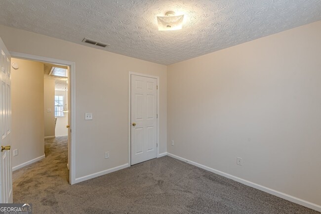 Building Photo - 3757 Harvest Dr