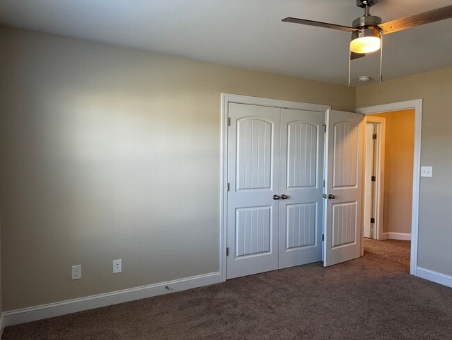 Building Photo - Grand 2 story home in Bluewater Rise