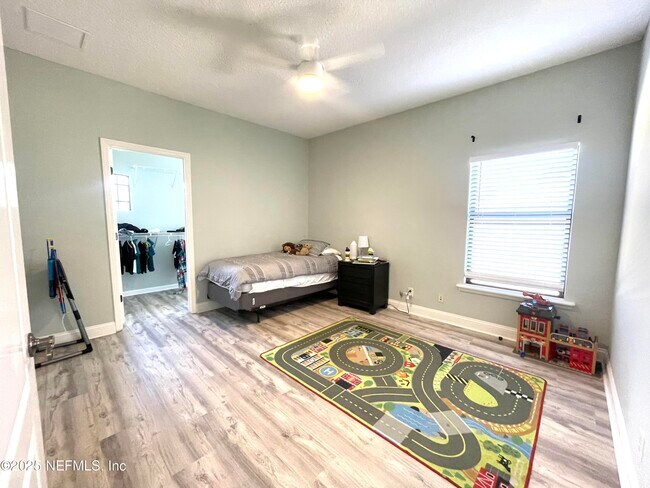 Building Photo - 3589 Sir Rogers Ct