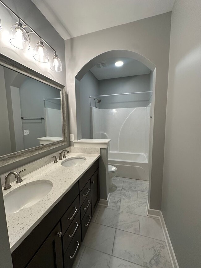 Building Photo - Beautiful Prattville Home