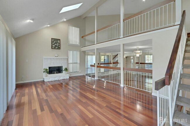 Building Photo - 148 Linda Ln