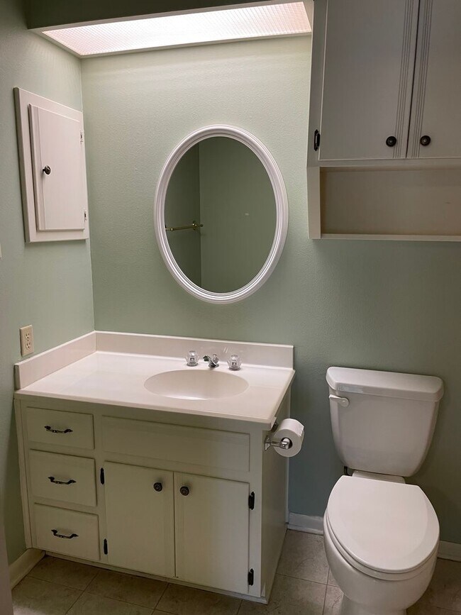 Building Photo - Available Now! Charming 2-Bedroom, 2-bath Landon Branch Townhome with Private Courtyard and Prime...