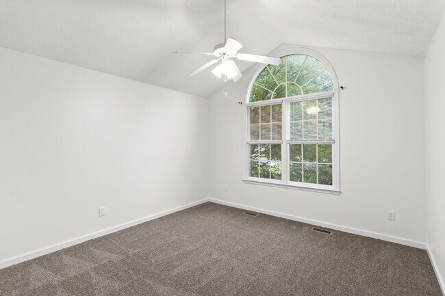 Building Photo - The Stone Cross Home