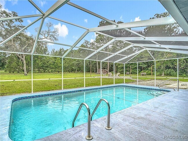 Building Photo - 884 W Massachusetts St