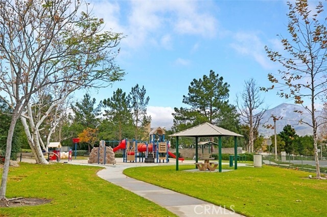Building Photo - 28 Lawnridge