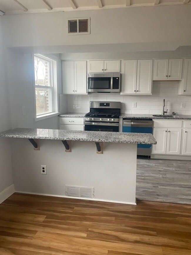 Building Photo - House for Rent in Upper Darby