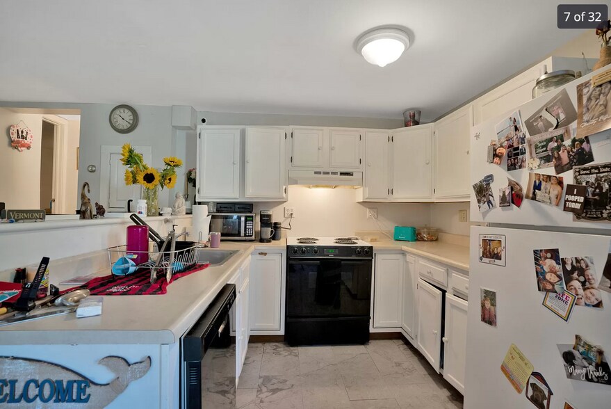 Building Photo - 60 State St