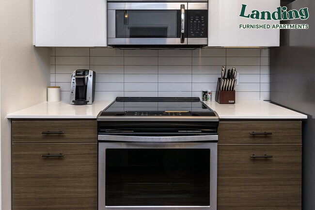 Building Photo - 1202 N 10th Pl