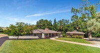 Building Photo - Welcome to Refined Country Living in Los G...