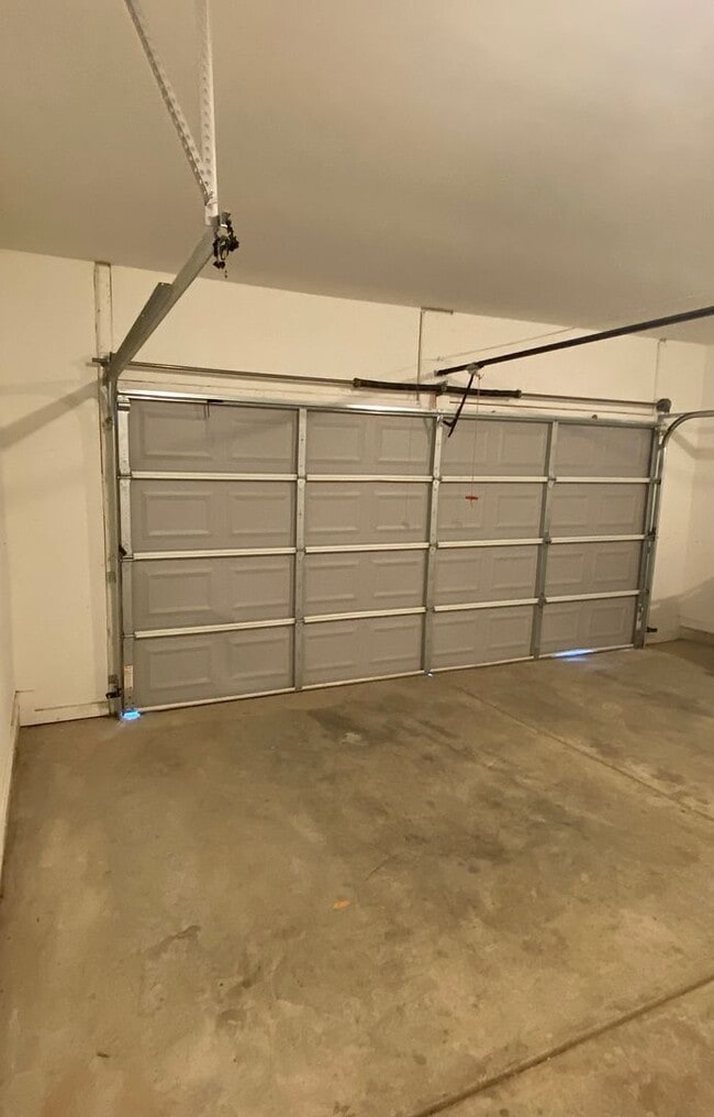 Building Photo - Home for rent in Maylene! Available to Vie...