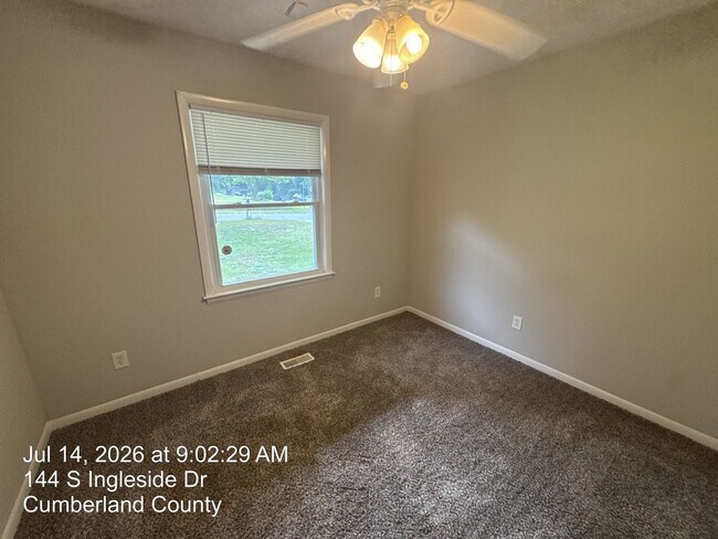 Building Photo - 144 S Ingleside Dr