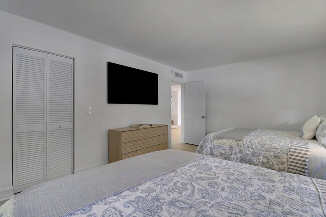 Building Photo - 606 Brackenwood Cove