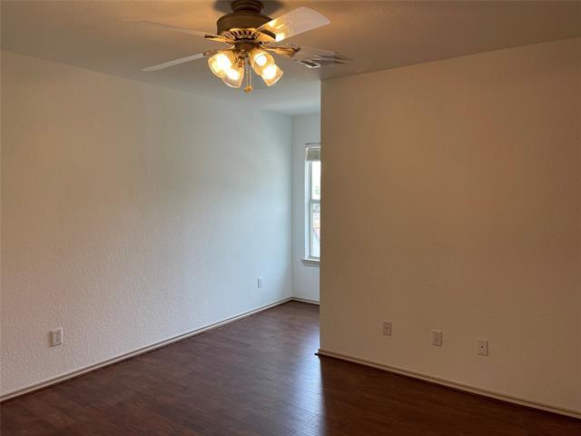 Building Photo - 6030 Bentwood Dr