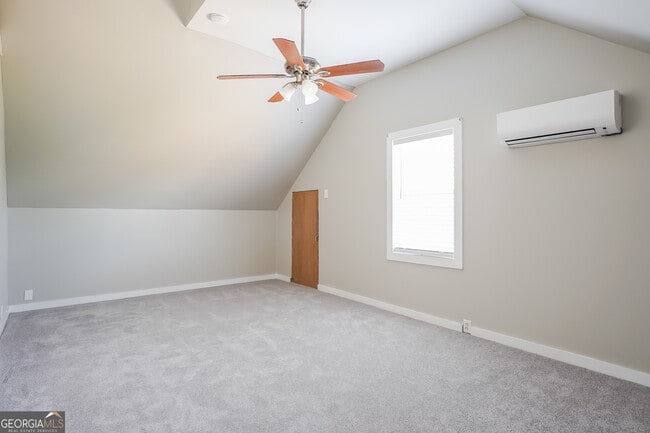 Building Photo - 320 Sumter Dr NE