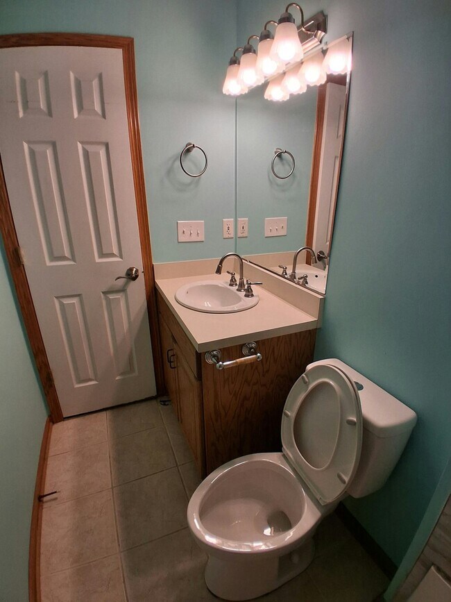 Building Photo - 2972 Eagle Valley Dr