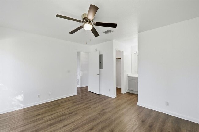 Building Photo - 3201D El Salido Pkwy