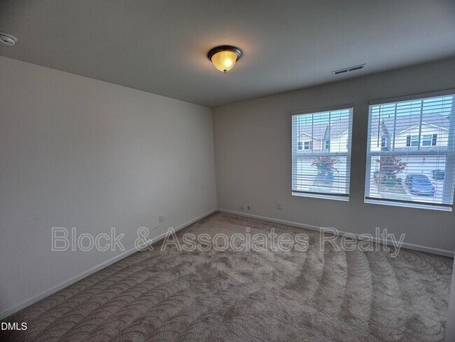 Building Photo - 1748 Clayfire Dr.