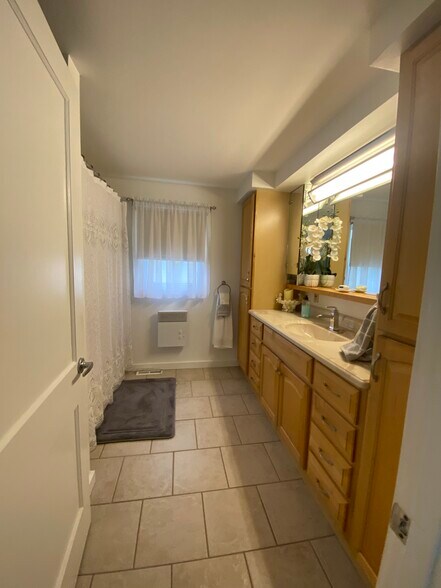 Building Photo - 210 Mount Vernon Ave