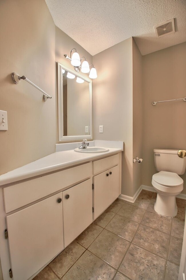 Building Photo - 3606 Cagney Dr