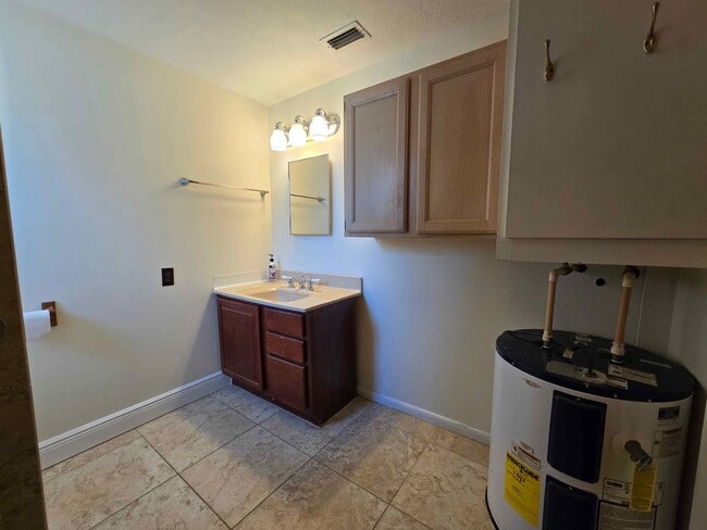 Building Photo - Two Bedroom Home with Large Fenced-in Yard