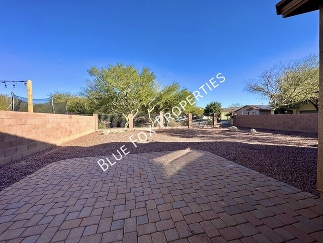 Building Photo - 12830 N Fox Hollow Dr