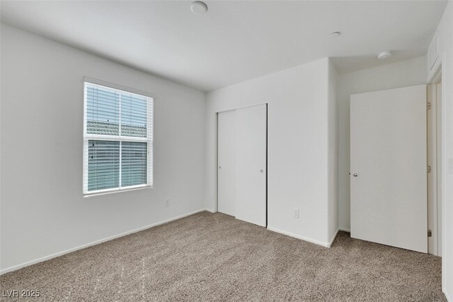 Building Photo - 4561 Woolcomber St