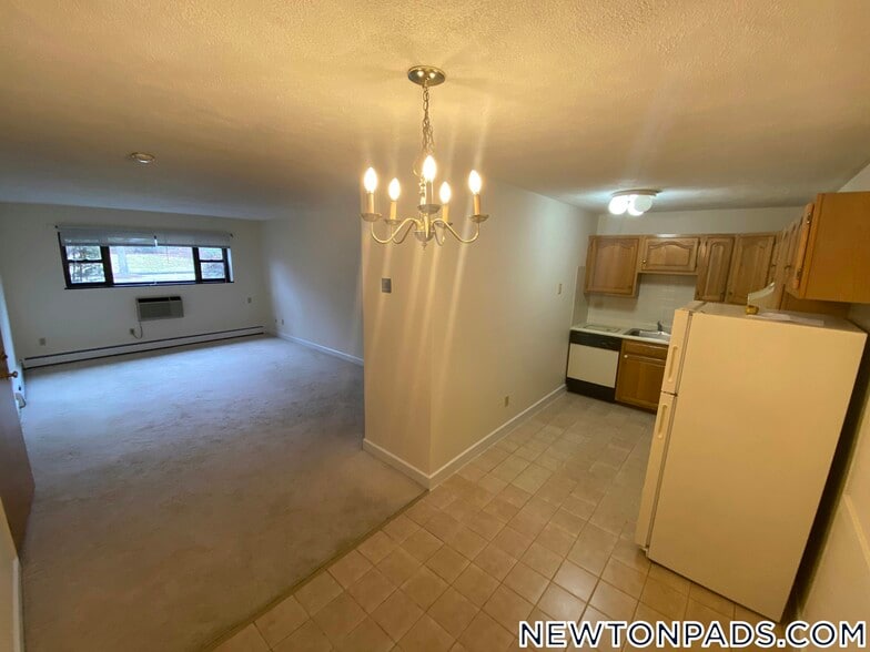 Building Photo - 278 Grove St