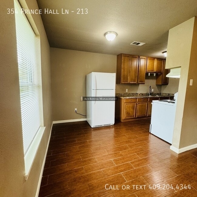 Building Photo - 354 Prince Hall Ln
