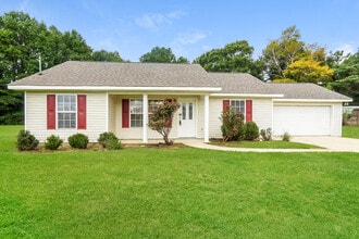 Building Photo - 18372 Peyton Ln