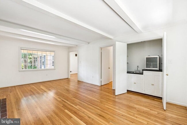 Building Photo - 3714 Carriage House Ct