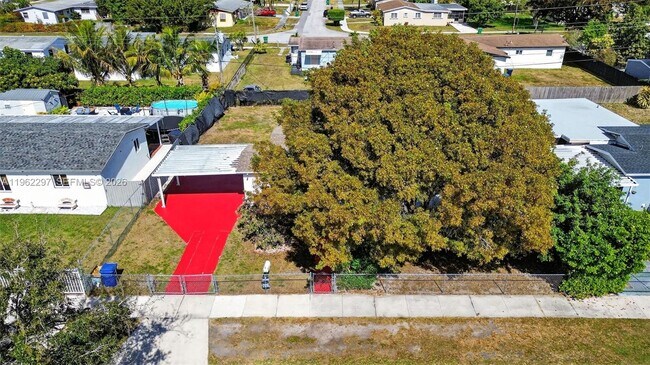 Building Photo - 10325 SW 149th St