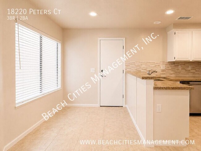 Building Photo - 18220 Peters Ct