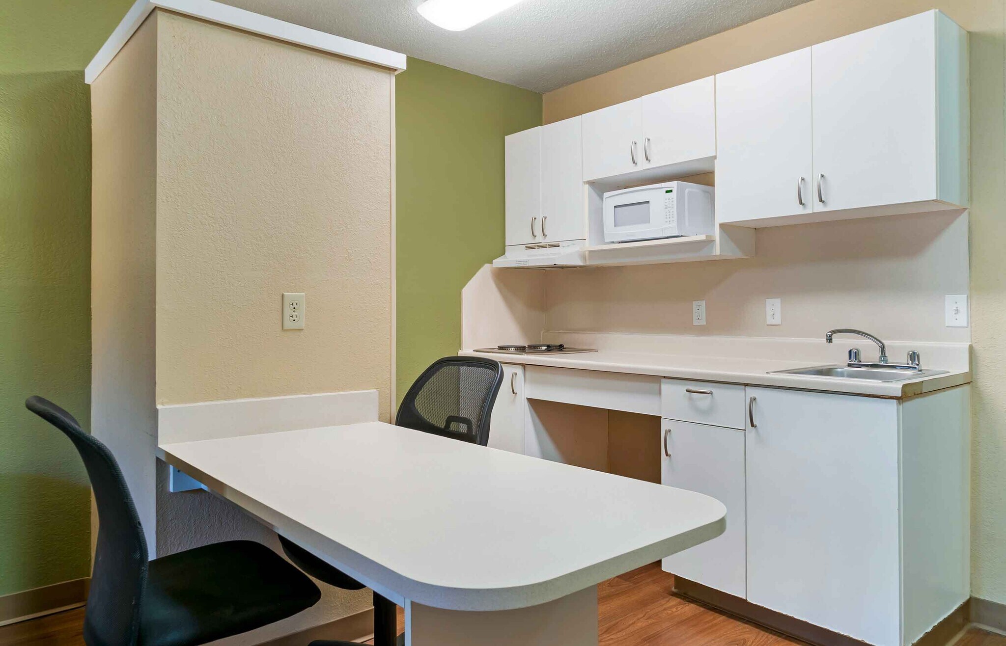 Building Photo - Furnished Studio-Detroit - Novi - Haggerty Road