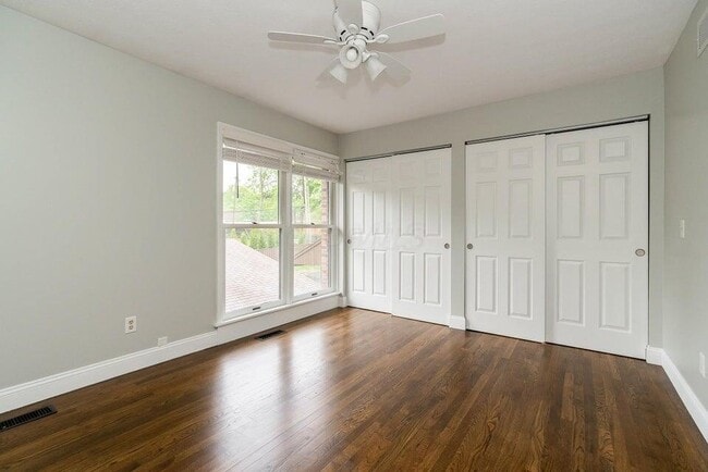 Building Photo - 2806 Downing Way